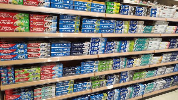 来、佳洁士、高露洁市场份额达到23%九游会J9中国牙膏第一品牌：击败好(图15)