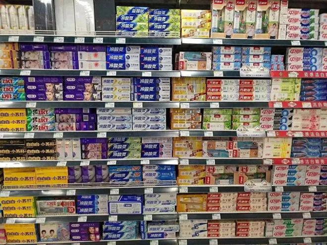 来、佳洁士、高露洁市场份额达到23%九游会J9中国牙膏第一品牌：击败好(图14)
